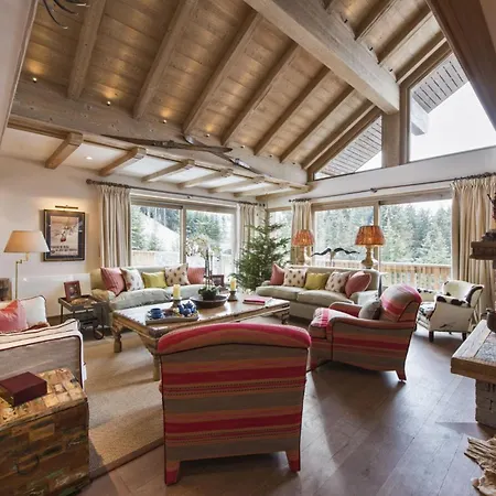 Luminous Pines Chalet In Apartment